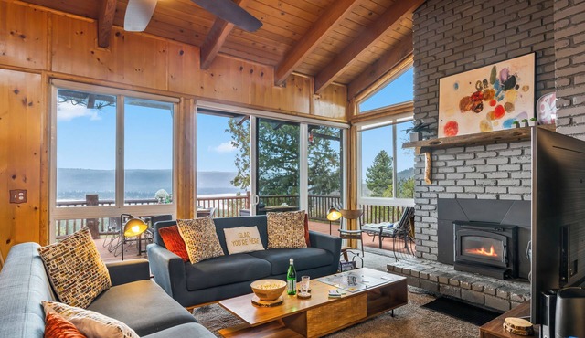 Panoramic Lake Views, Hot Tub, Game Room, Fire Pit | Lakeview Lodge by AvantStay