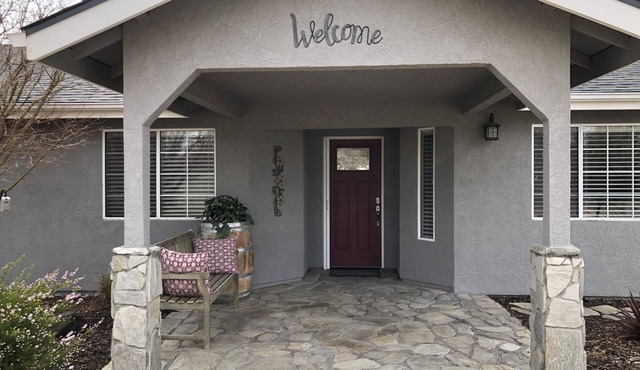 Paso Robles Hill Top Prancing Deer Country Retreat