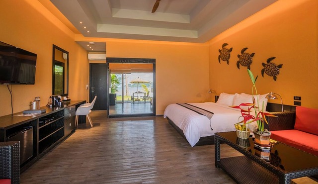Peninsula Beach Resort in Ko Chang
