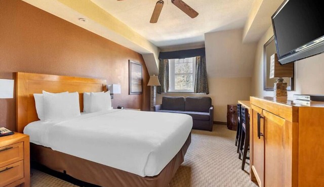 Perfect Place to Unwind! Swimming Pool, Kitchenette!