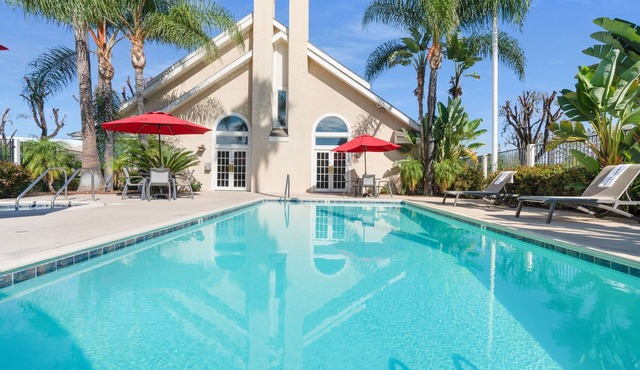 Pet-Friendly 2BR Suite w/Kitchen & Free Breakfast | Near Tri-City Park - 1.2 mi in Brea