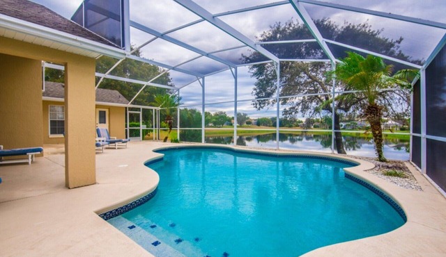 Picture Renting this Beautiful Villa with Lake Views, Sunridge Woods Resort, Villa Orlando 1506