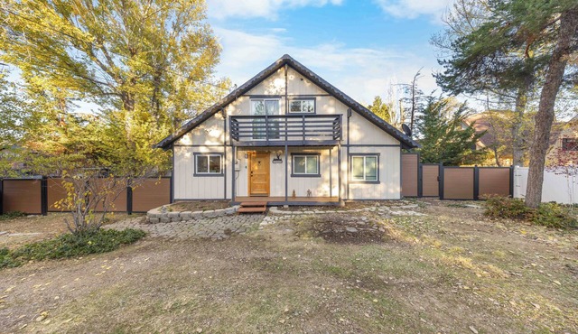 Pine Peak Getaway Cozy Cabin in Pinon Pines