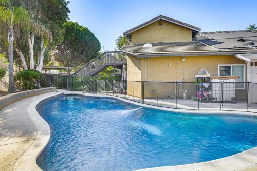 Pool Access & Private Deck: Mtn-View Bonita Studio