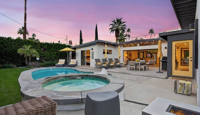 Pool Home +Bocce Ball & Putting Green - Warm Sands - Yellow Palms