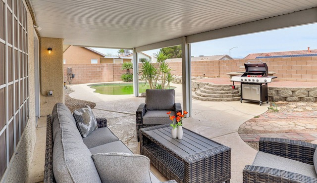 Poolside Chills, Hiking Thrills! Las Vegas Retreat