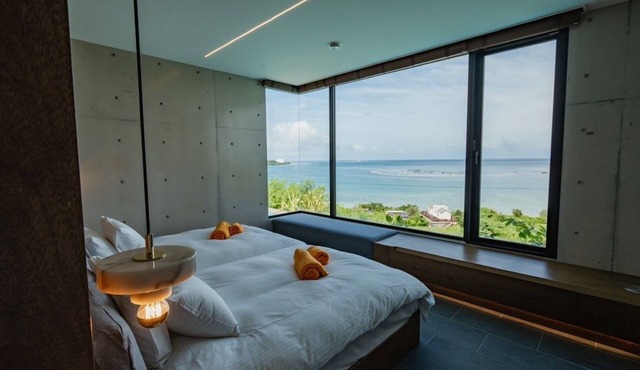 Premium Suite Luxury Villa for Adults｜Spectacular infinity pool with the blue ocean of Okinawa all to yourself｜Sauna, Jacuzzi, and fire pit for a full day of fun