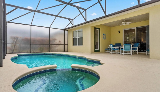 Private Pool and Jacuzzi-Close to Disney Parks!