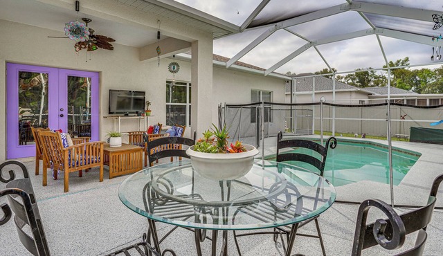 Private Pool & Lanai: WFH-Friendly Seffner Retreat in Seffner