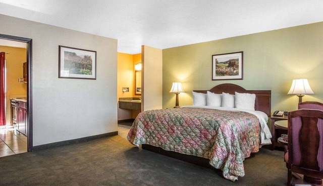 Quality Inn & Suites Cameron Park Shingle Springs