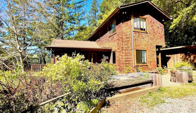 Quiet, 2.5 bedroom Healthy House between Fairfax and Point Reyes station