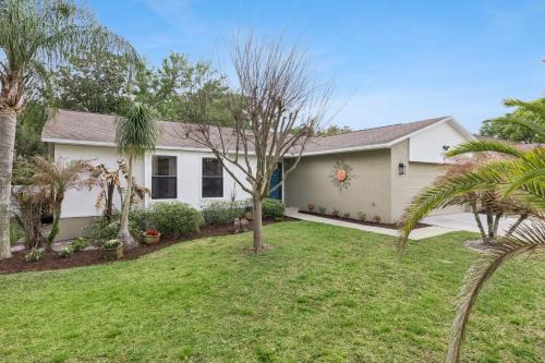 Quiet 3 Bed 2 Bath Retreat