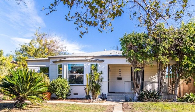 Remodeled Spacious Home, Huge Backyard, Grill, Monthly Discounts, Pets!
