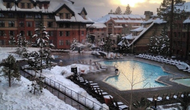 Resort with 1 bedroom and AC in tranquil South Lake Tahoe - 1block from casinos