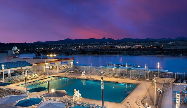 Riverview 2 Queens | Aquarius Casino Resort | Colorado River Views