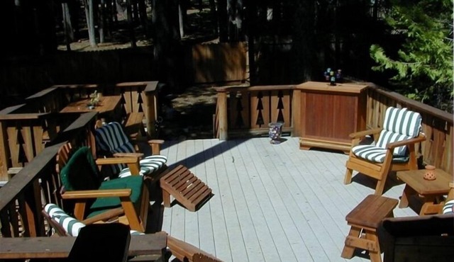Roomy 5 BR/3 BA Great Location Tahoe City Home