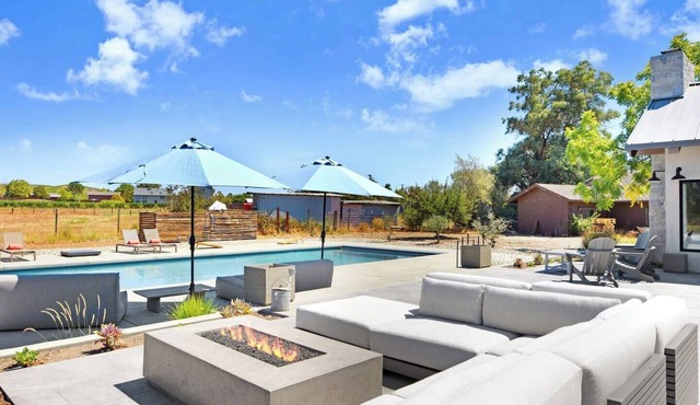 Serene Carneros Retreat | Pool, Hot Tub & Vineyard Views