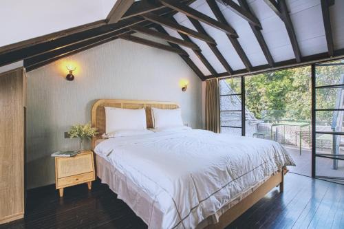 Shanghai Downtown Hills Boutique Guesthouse - Near Metro Line 7, Exit 3, Changping Road