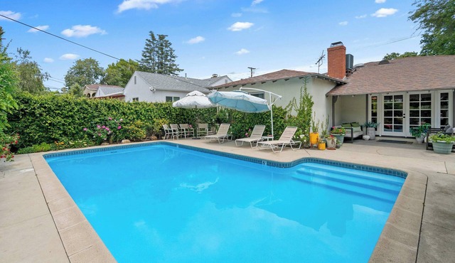 Sherman Oaks 4BR Pool Home | Yard & Grill | C&C