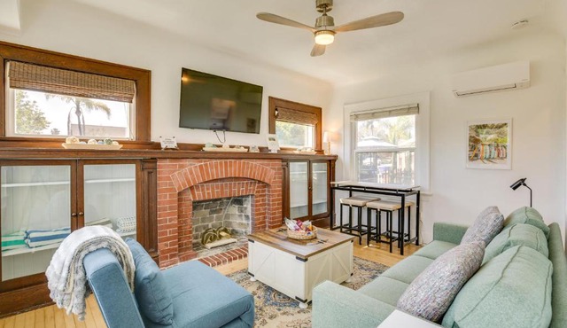 Sip, Shop & Explore: San Diego Apartment