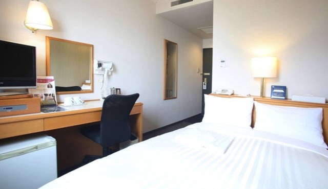Smoking Semidouble room Free breakfast Free/Tosu Saga