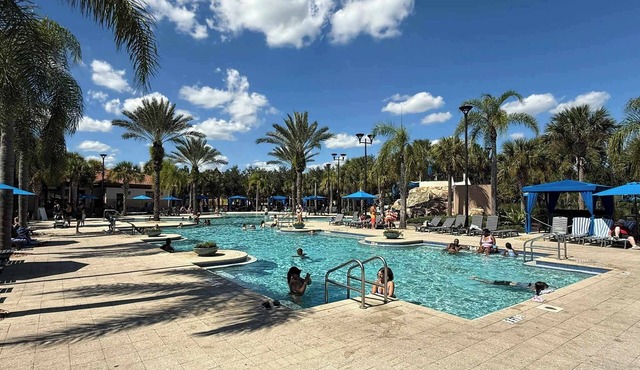 Solterra Resort 5Br w/Pool and Lazy River Resort