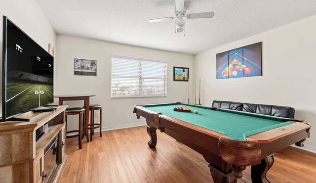 Spacious Lake Berkley Resort Home Sleeping14 with Private Pool Near Disney World