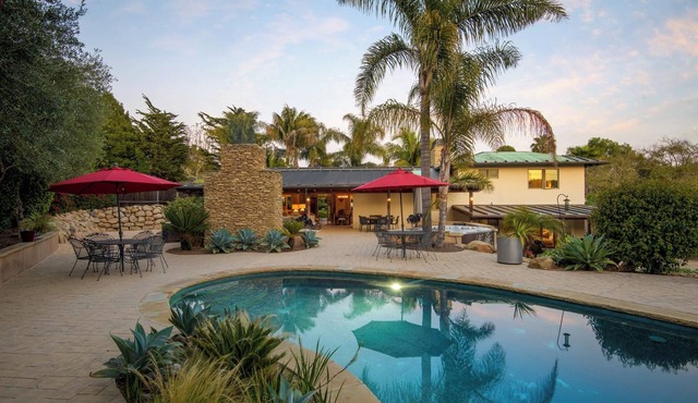 Spacious Montecito Vacation Home for Families. Pool, Spa, Games. Sleeps 10