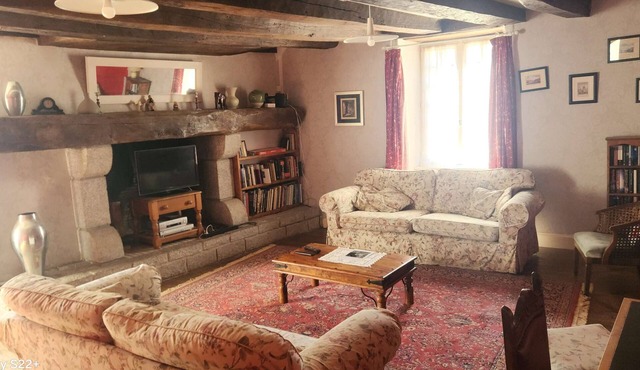 Spacious Thomas house, ideal for 9 people. in Bouresse
