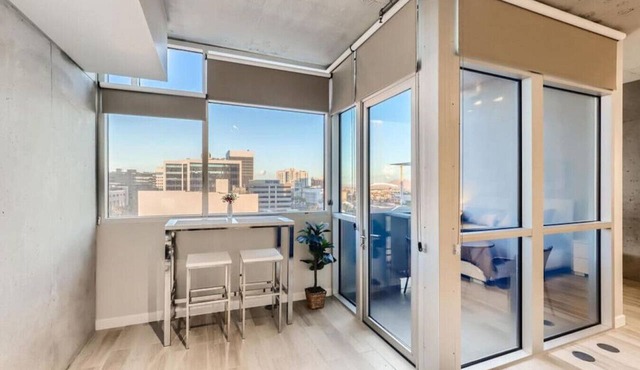 Sparkling Juhl byFremont-1 queen 1 sofa bed TONS of Amenities