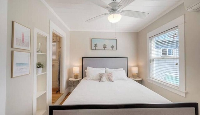 Steps to the Sand - Cozy 1 bedroom 2nd floor