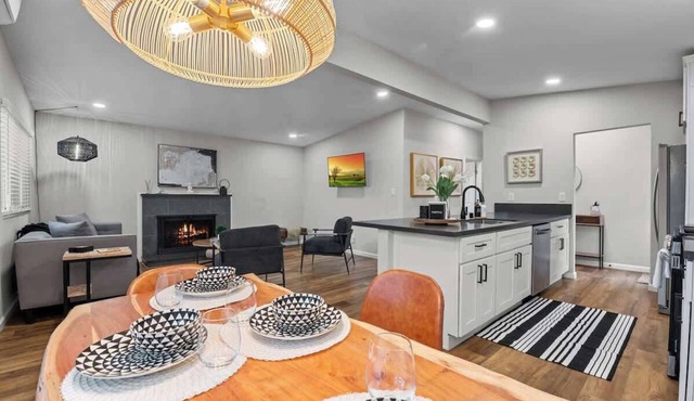 Stylish South Park Home | Near Zoo, Downtown & Dining