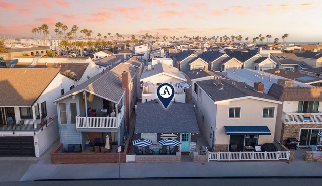 Surfrider Buyout by AvantStay | 2 Home Buyout By the Beach!