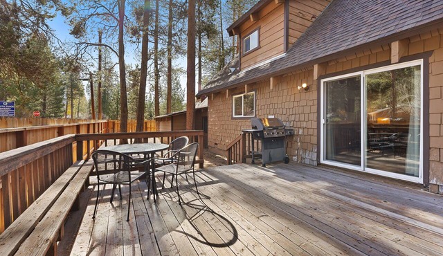 Tahoe Cabin | BBQ | Patio | Pet Friendly