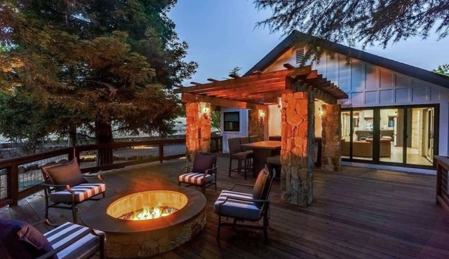 The Dragonfly - Healdsburg with Pool, Hot Tub and Tastings Included