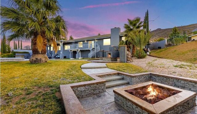 The Lakeview House, Pool, Jacuzzi,Game Room,4 bedrooms