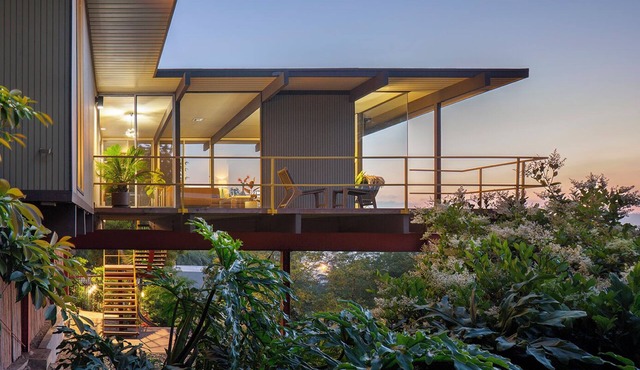 The Milky Way Modern Urban Retreat