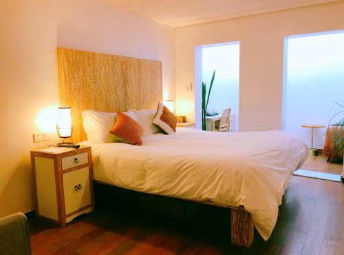 The Orchid Hotel - Old Town & Drum Tower