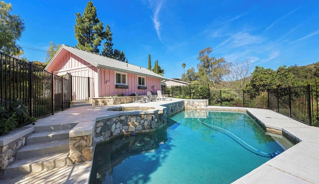 The Peaceful Pink Cottage | 1BR | Pool | Nature