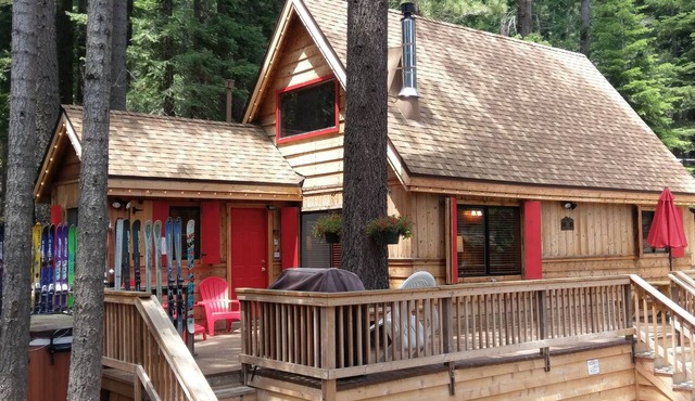 Three Bears Cabin (2.5Bed/1B): Dog Friendly, Hot Tub, Curbside pick-up to Alpine