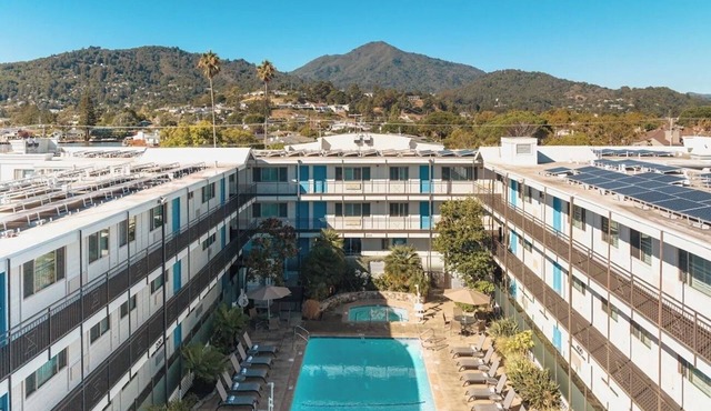Tranquil Retreat Near Ferry & Muir Woods | Outdoor Pool | Parking | BBQ Area