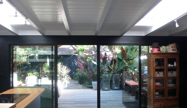 VENICE beach close OASIS outdoor living eco chic modern stylish in Los Angeles