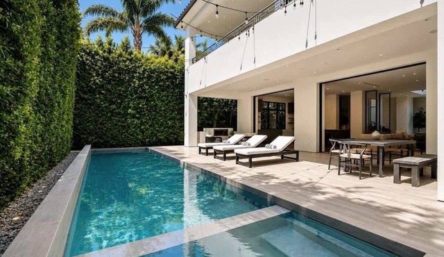 Villa Croft | Beverly Hills Luxury Hideaway