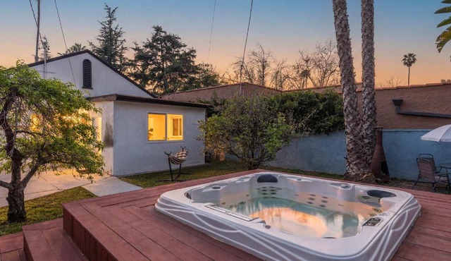 Walkable 5BR Home with Hot Tub & BBQ Grill