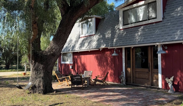 Welcome to the Red Barn House: 3BR 2BA country living in Santa Ynez Valley