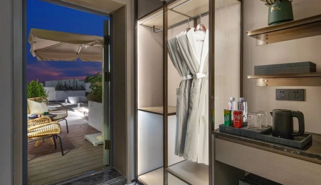Yinzhuo Hotel