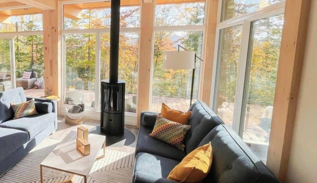 Your Happy Place, Chalet & Nature Tremblant in La Conception