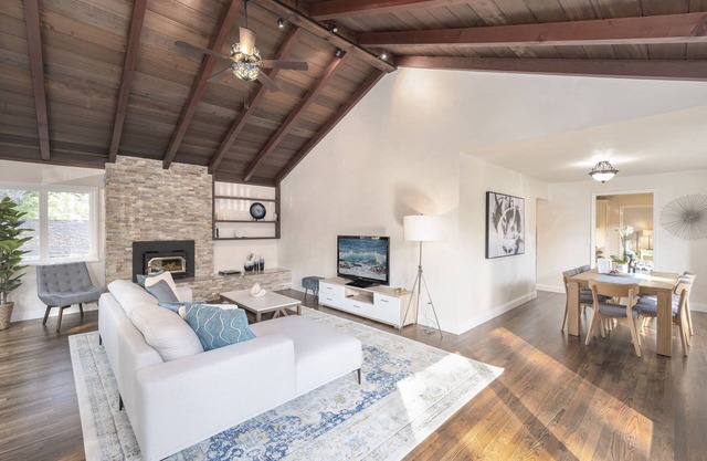 3810 Poseidon - Close to Downtown and the Beach