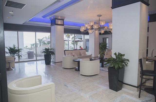 Private Beach Condo Hotel In The Heart Of Fort Lauderdale! in Fort Lauderdale