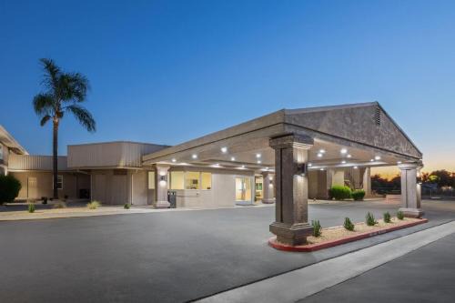 Motel 